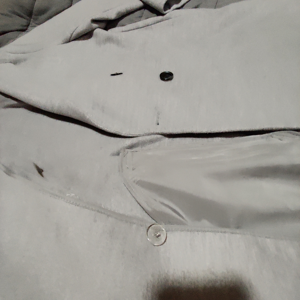 Woman's Jacket - Picture 4 of 6